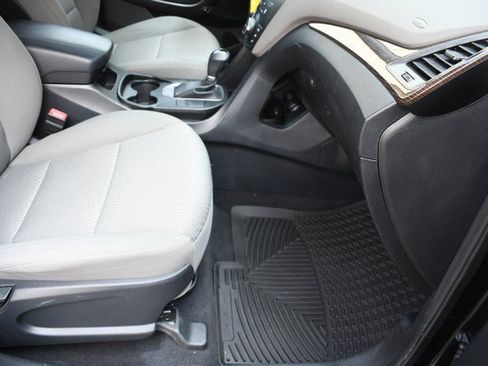 Used 2017 Hyundai Santa Fe Sport FWD image 25