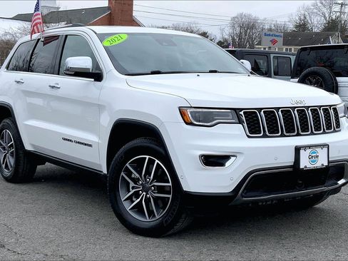 Certified 2021 Jeep Grand Cherokee Limited w/ Premium Lighting Group image 2