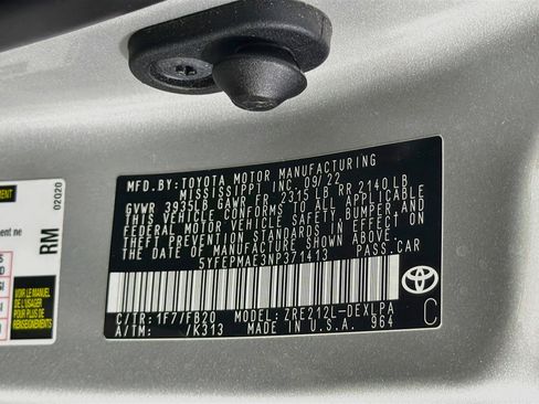 Used 2022 Toyota Corolla LE FWD image 12