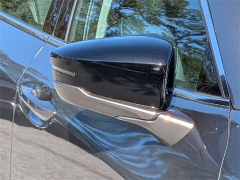 Used 2025 Acura TLX w/ Technology Package image 10