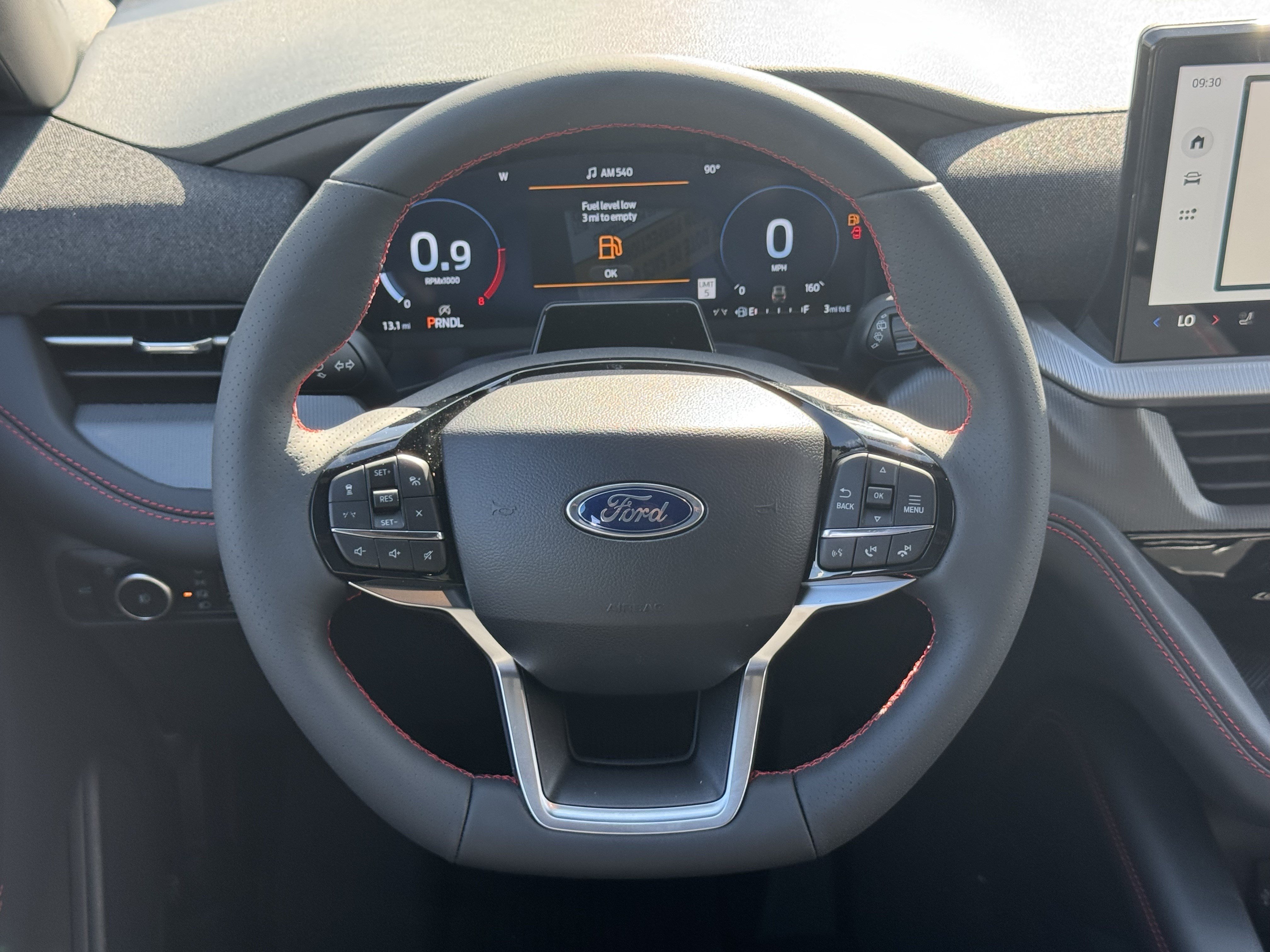New 2026 Ford Explorer ST-Line w/ ST-Line Street Pack RWD image 12