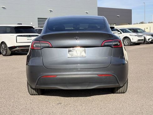 Used 2021 Tesla Model Y Long Range image 28