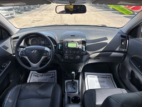 Used 2011 Hyundai Elantra image 18