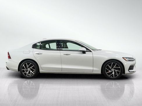 Used 2020 Volvo S60 T5 Momentum w/ Protection Package Premier FWD image 6