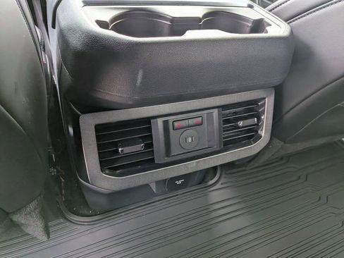 New 2026 Ford F250 Platinum image 37