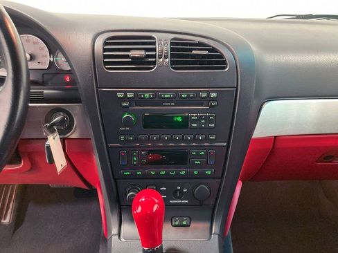 Used 2003 Ford Thunderbird image 66