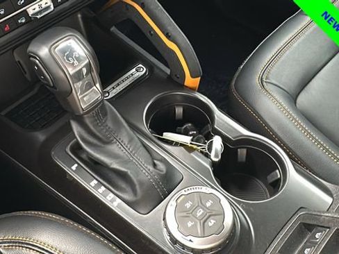 Certified 2024 Ford Bronco Badlands image 29