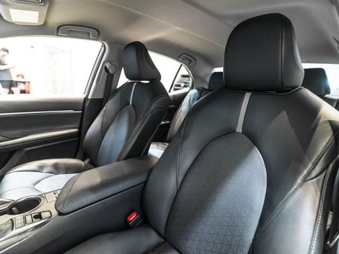 Used 2024 Toyota Camry XSE FWD image 6
