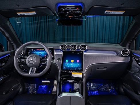 New 2026 Mercedes-Benz GLC 300 image 13