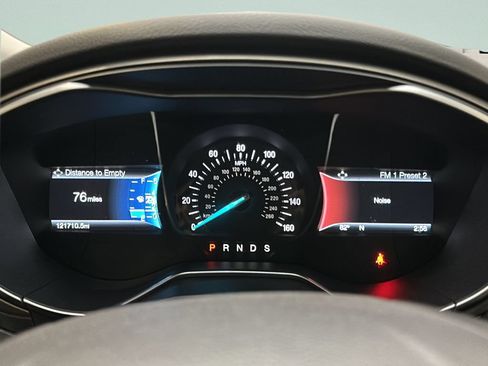 Used 2016 Ford Fusion SE w/ Equipment Group 202A AWD/4WD image 30