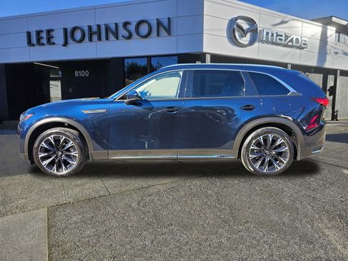 Certified 2024 MAZDA CX-90 Plug-In Hybrid w/ Premium Pkg image 2