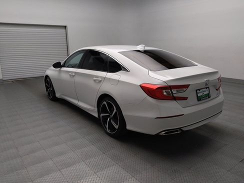 Used 2019 Honda Accord Sport image 5