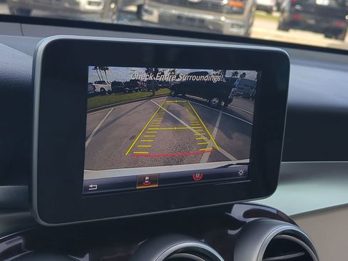 Used 2017 Mercedes-Benz GLC 300 GLC 300 image 21