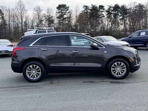 Used 2018 Cadillac XT5 Luxury w/ Driver Awareness Package image 8