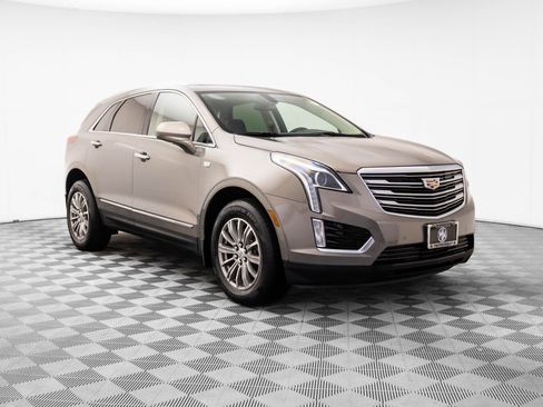 Used 2018 Cadillac XT5 Luxury image 7