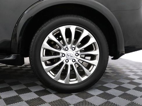 Used 2017 INFINITI QX80 Base w/ Deluxe Technology Package image 6