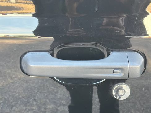 Used 2023 Jeep Wrangler Unlimited Sport image 14