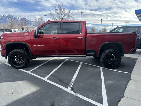Used 2022 Chevrolet Silverado 3500 High Country w/ Safety Package II image 2