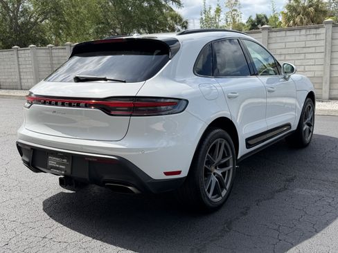 Certified 2025 Porsche Macan AWD/4WD image 6