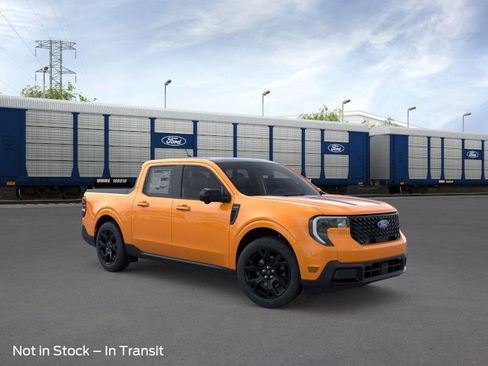 New 2026 Ford Maverick Lariat image 7