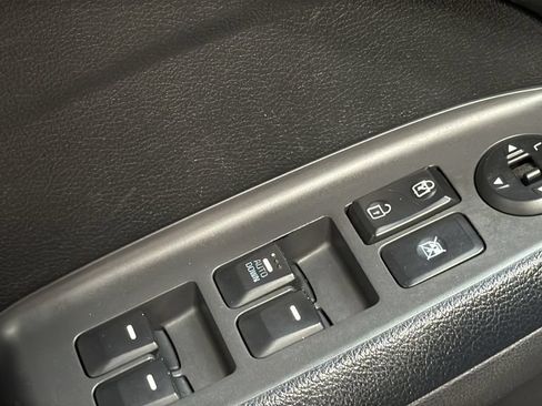 Used 2017 Kia Forte LX FWD image 19