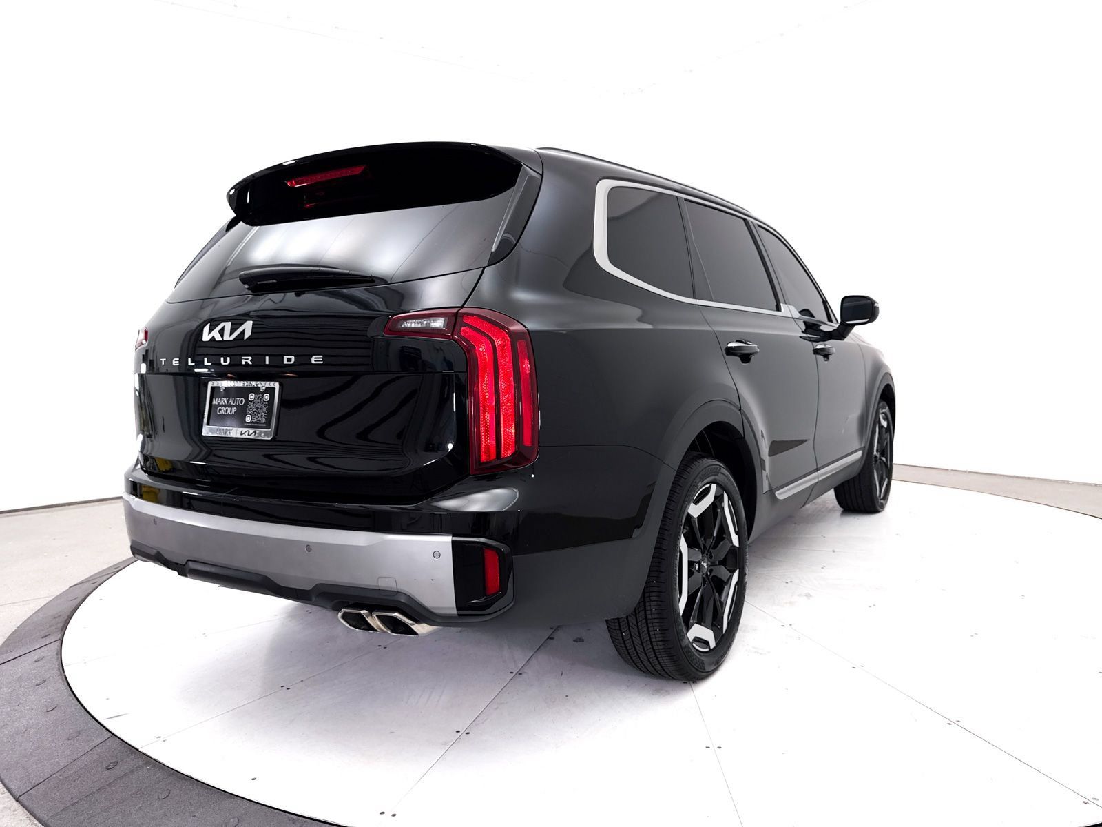 Certified 2024 Kia Telluride S w/ S Sunroof Package FWD image 20