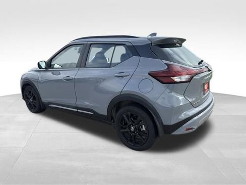 Used 2021 Nissan Kicks SR FWD image 5