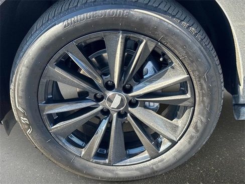 Used 2025 Cadillac Escalade Premium Luxury w/ Touring Package image 9