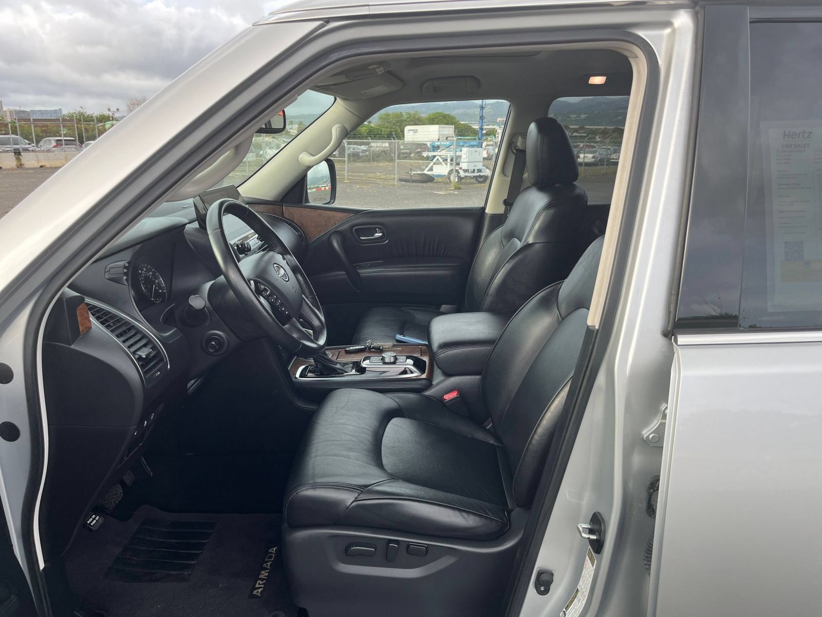 Used 2024 Nissan Armada SL RWD image 21