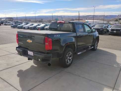Used 2018 Chevrolet Colorado Z71 AWD/4WD image 6