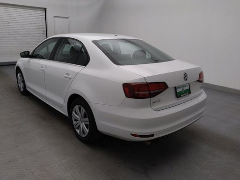 Used 2017 Volkswagen Jetta S image 5