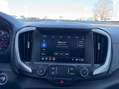 Used 2019 GMC Terrain SLT image 13