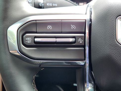 Certified 2026 GMC Canyon Denali image 29