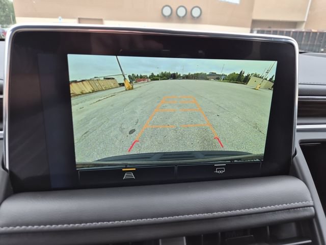 Used 2022 Chevrolet Tahoe LT AWD/4WD image 16