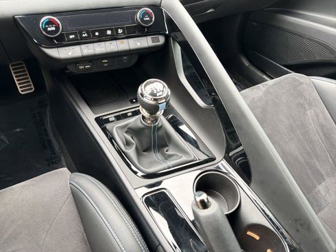 Used 2025 Hyundai Elantra N FWD image 16