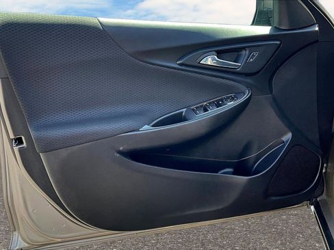 Used 2022 Chevrolet Malibu LS image 12