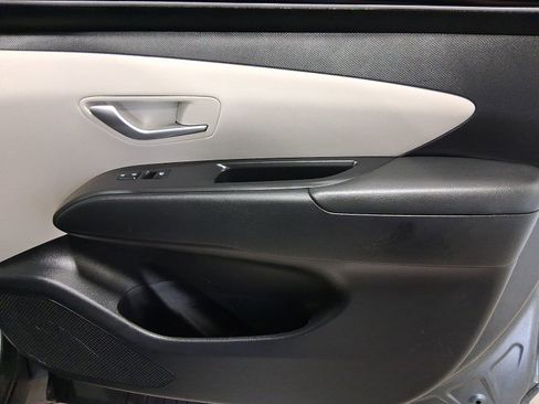 Used 2022 Hyundai Tucson SEL FWD image 18