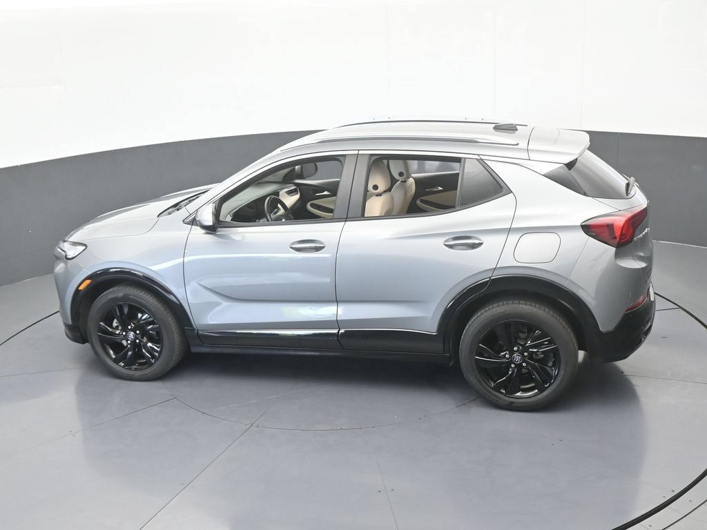 Used 2024 Buick Encore GX Sport Touring FWD image 44