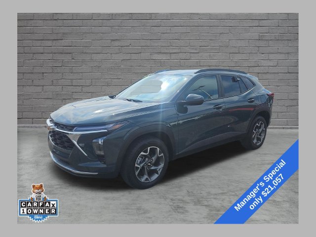 Used 2025 Chevrolet Trax LT FWD 360° Tour