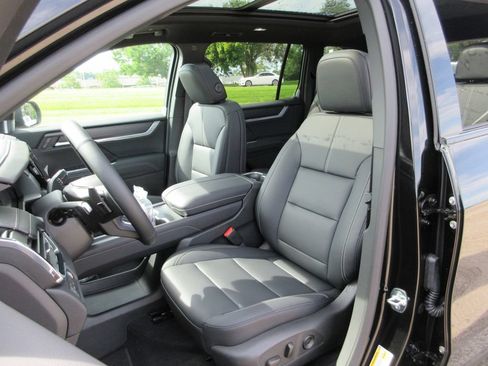 New 2027 GMC Acadia Elevation w/ Black Edition FWD image 10