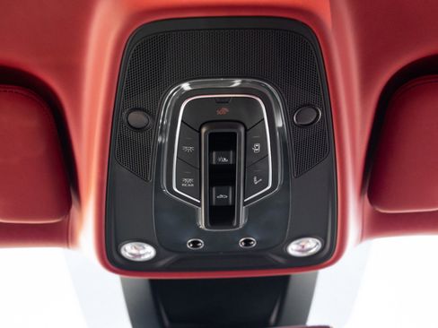 Used 2022 Lamborghini Urus image 47