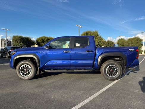 New 2025 Toyota Tacoma TRD Off-Road image 7