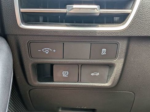 Used 2025 Hyundai Sonata SEL FWD image 27