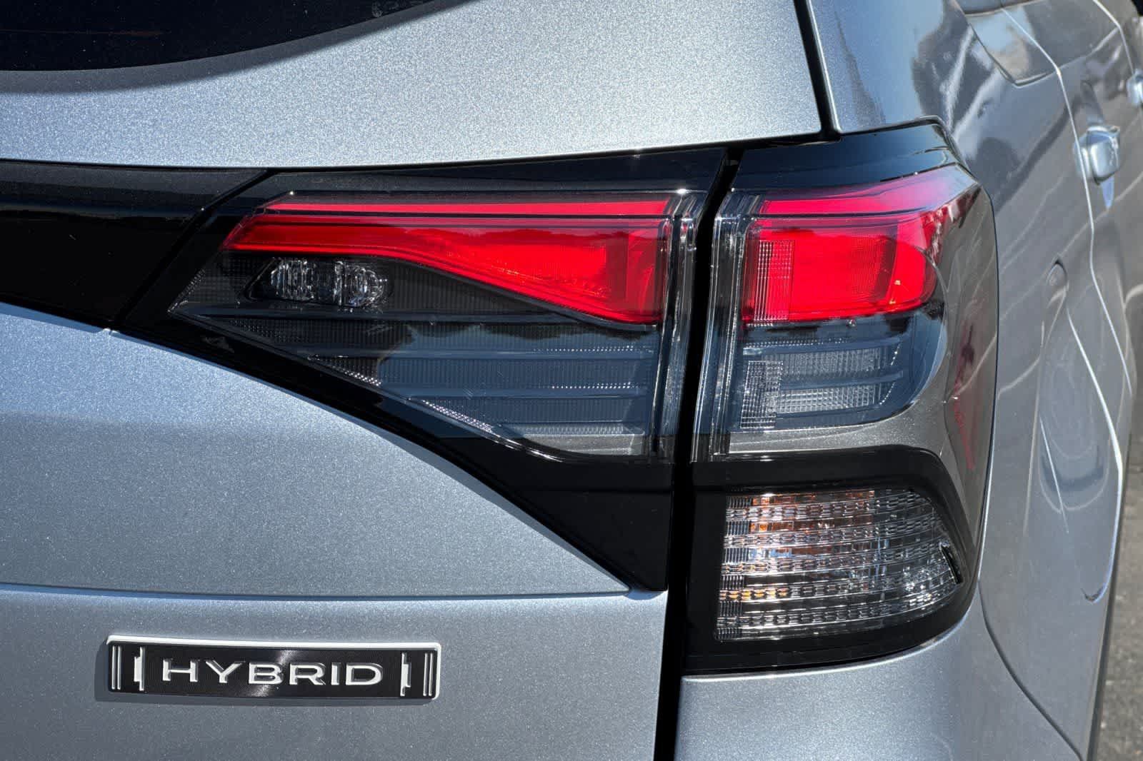 New 2026 Subaru Forester Premium AWD/4WD image 32