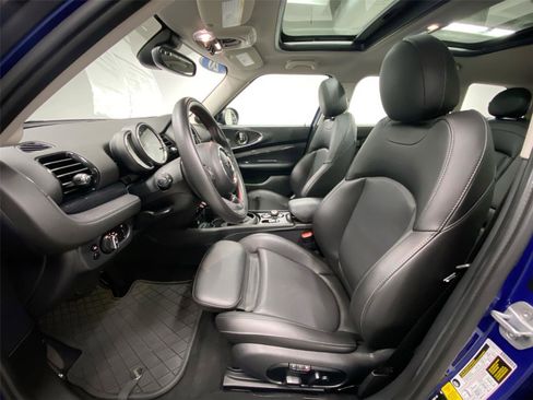 Used 2020 MINI Cooper Clubman S w/ Premium Package image 17