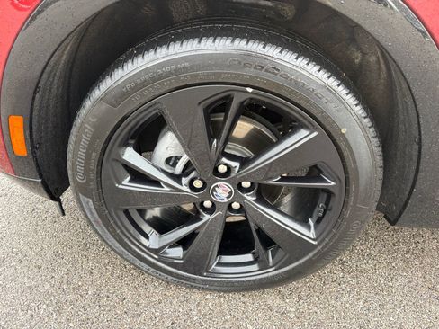 Used 2022 Buick Envision Essence w/ Sport Touring Package image 4