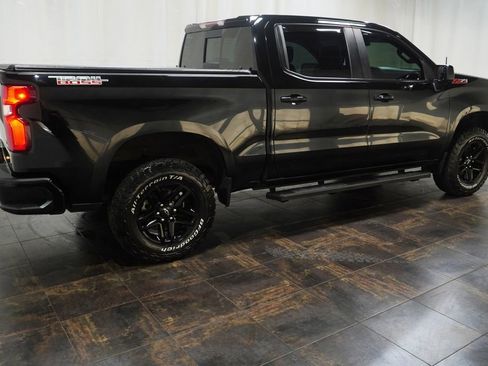 Used 2021 Chevrolet Silverado 1500 LT Trail Boss w/ Convenience Package II AWD/4WD image 4