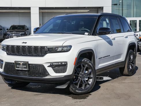 New 2025 Jeep Grand Cherokee Limited image 1