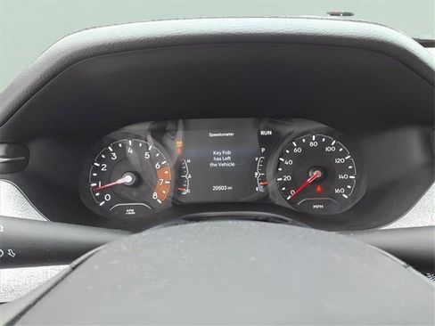 Used 2023 Jeep Compass Sport image 18