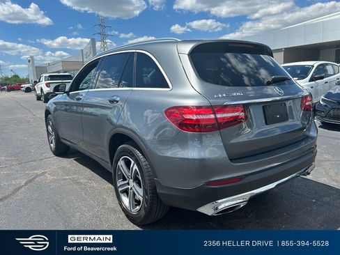 Used 2019 Mercedes-Benz GLC 300 4MATIC image 5